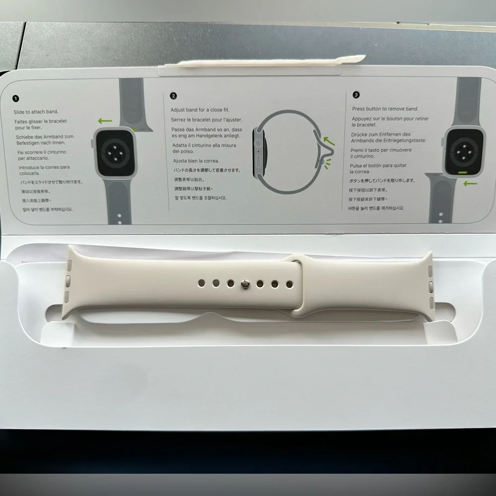 Genuine Apple Sports Band - 45 mm M/L - Starlight